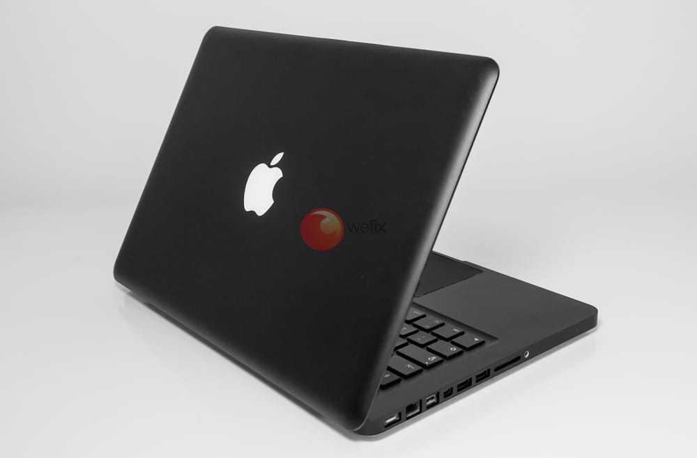 Zdjęcie okładkowe wpisu MacBook Pro i Air w kolorze