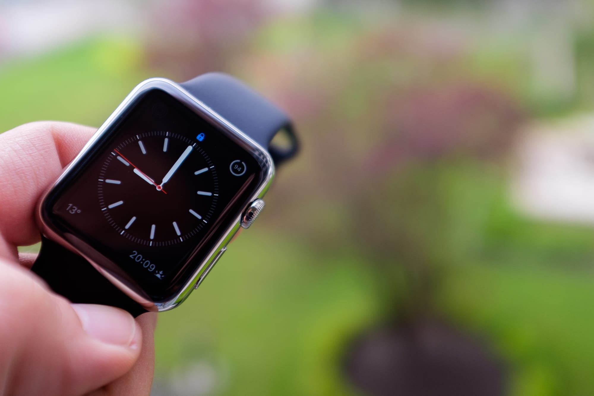 Zdjęcie okładkowe wpisu Pierwszy Apple Watch uznany za przestarzały oraz możliwa data premiery sklepowej Series 7