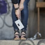 Zdjęcie okładkowe wpisu: Prezent nie tylko pod choinkę<br /> dla Niej i jej iPhone’a