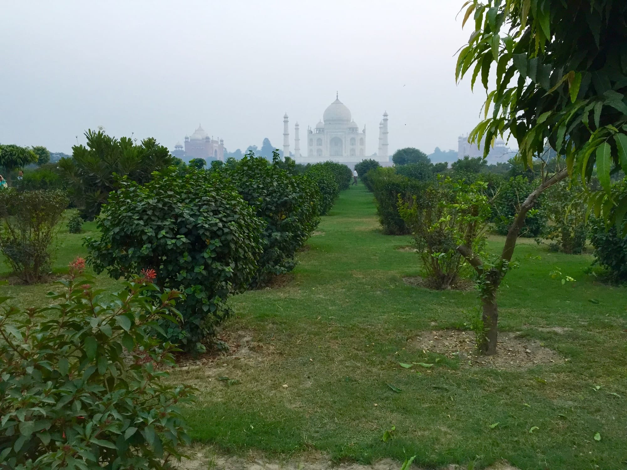 Zdjęcie okładkowe wpisu Historia za Zdjęciem (1) – “O kur*a” – Taj Mahal, Agra, Indie