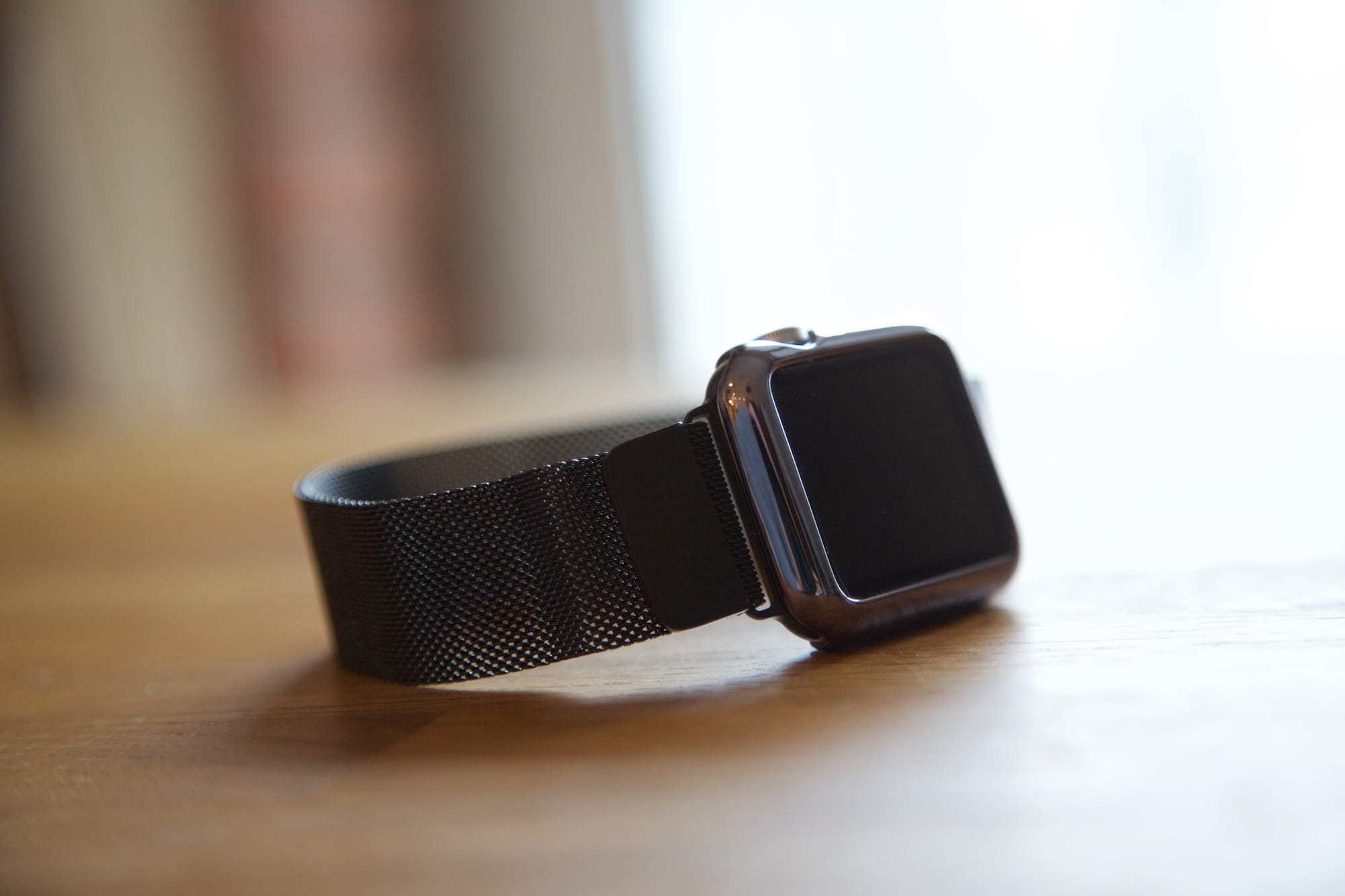 Zdjęcie okładkowe wpisu Czarny Milanese Loop do Apple Watch?