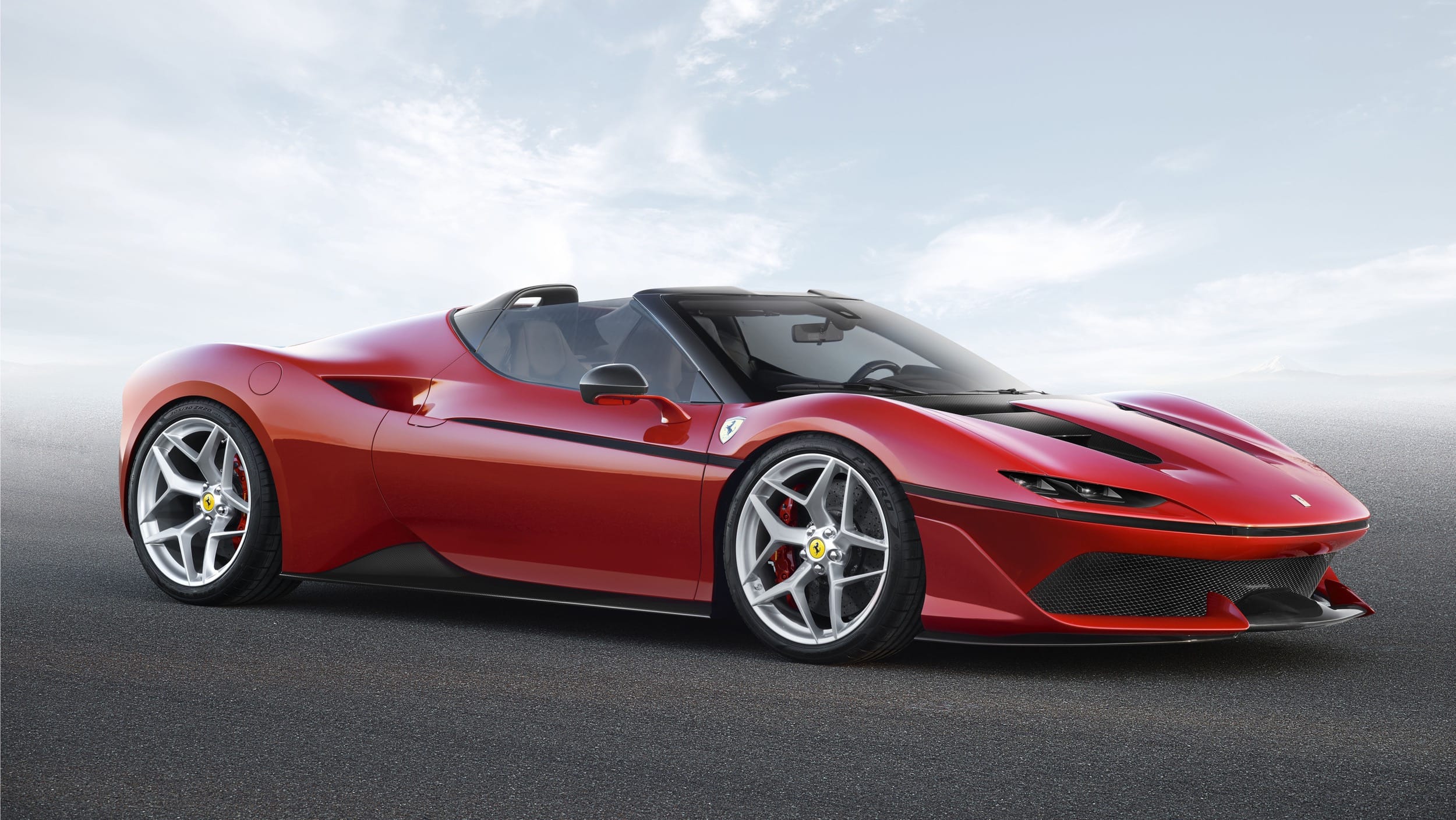 Zdjęcie okładkowe wpisu Luca Maestri i Jony Ive prawdopodobnie kandydują na stanowisko CEO Ferrari