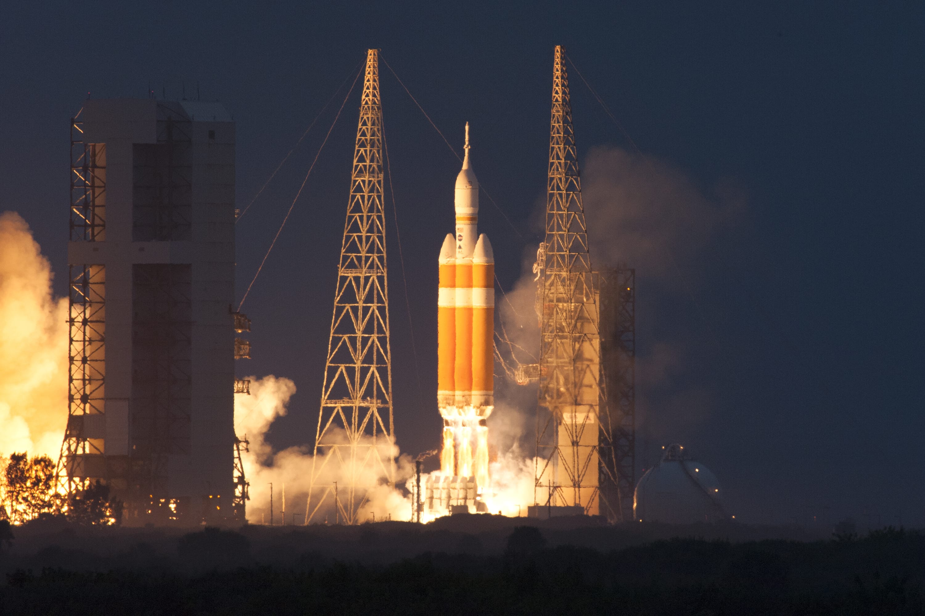 Zdjęcie okładkowe wpisu O ile tańsze od rakiet ULA są rakiety SpaceX?