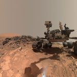 Zdjęcie okładkowe wpisu: Łazik Curiosity od pięciu lat przemierza powierzchnię Marsa