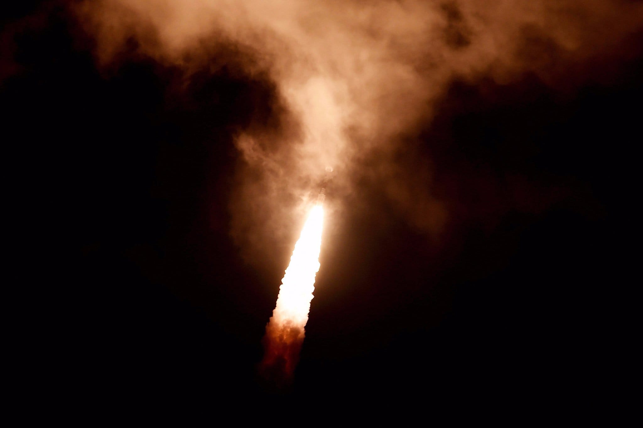 Zdjęcie okładkowe wpisu Pierwsze niepowodzenie od 24 lat – nieudana misja indyjskiej rakiety kosmicznej
