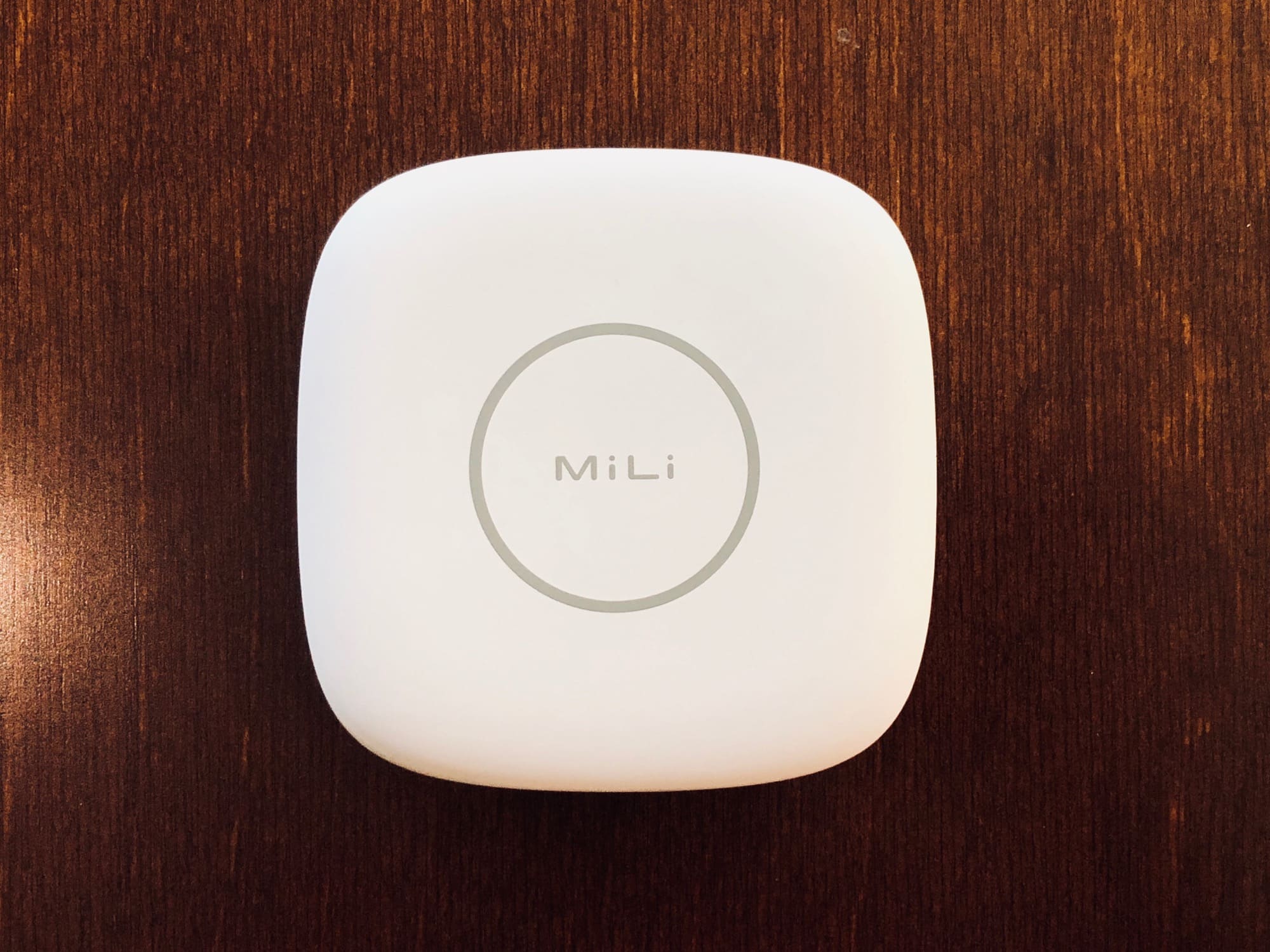 Zdjęcie okładkowe wpisu Test ładowarek Qi do iPhone | MiLi Magic Plus Wireless Charger