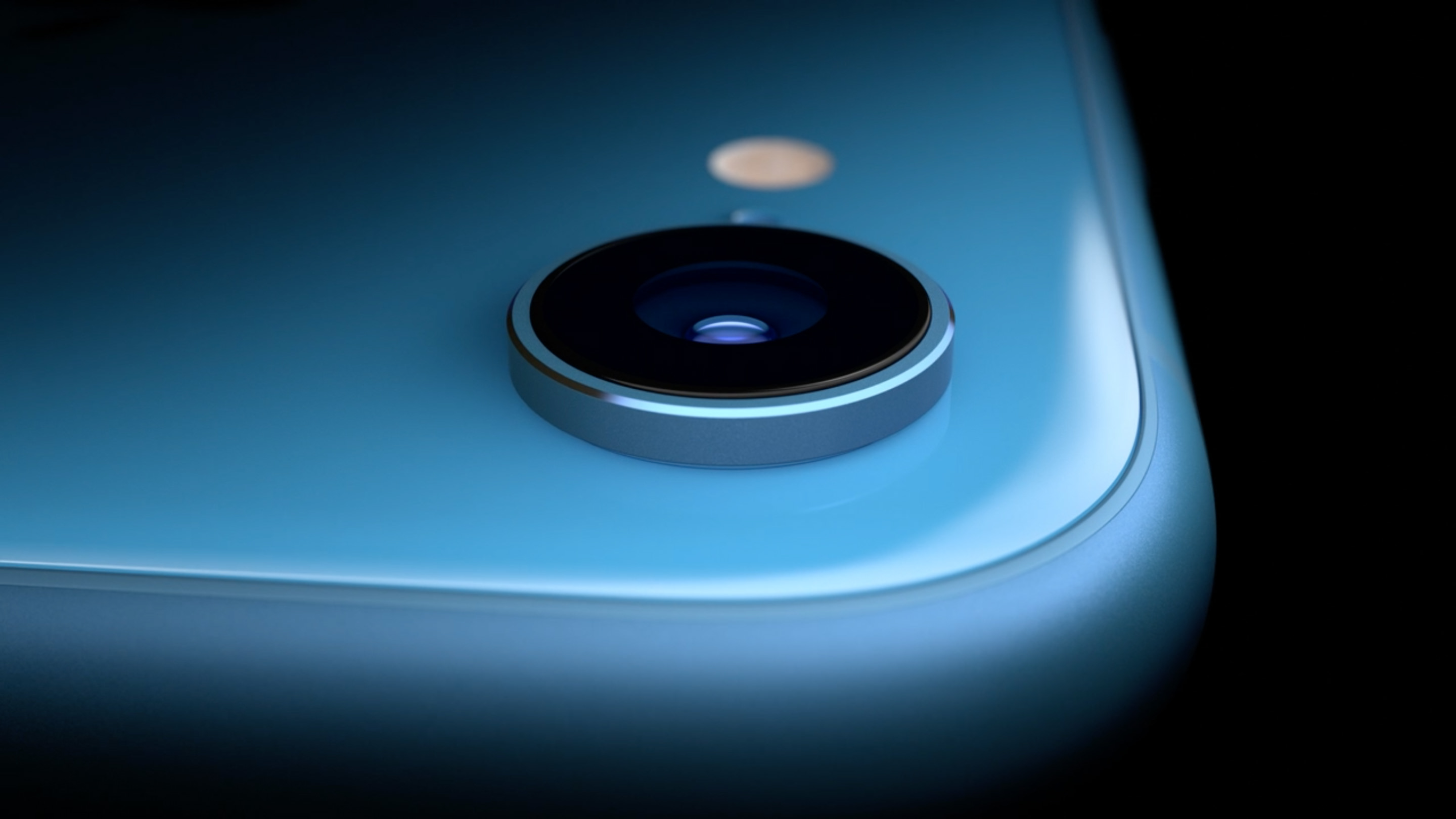 Zdjęcie okładkowe wpisu Nowe rendery ujawniają przeprojektowanego iPhone’a SE 4. generacji?