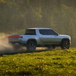 Zdjęcie okładkowe wpisu: Rivian wprowadza nową aplikację na&nbsp;Apple Watch z&nbsp;kontrolą auta