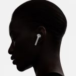 Zdjęcie okładkowe wpisu: Oddałem dwuletnie AirPods do serwisu; oddali mi nowe słuchawki