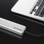 Zdjęcie okładkowe wpisu: Transcend JetDrive 820 – jeśli padł Ci dysk albo masz na nim za mało miejsca