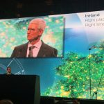 Zdjęcie okładkowe wpisu: Cook odbiera nagrodę w Irlandii, a przyszłość widzi w AR