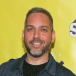 Zdjęcie okładkowe wpisu: Lee Eisenberg podpisał wieloletni kontrakt z Apple, w ramach Apple TV+