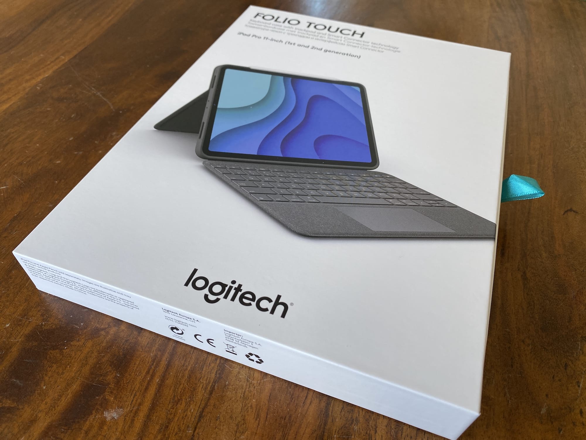 logitech folio touch ipad air 2020