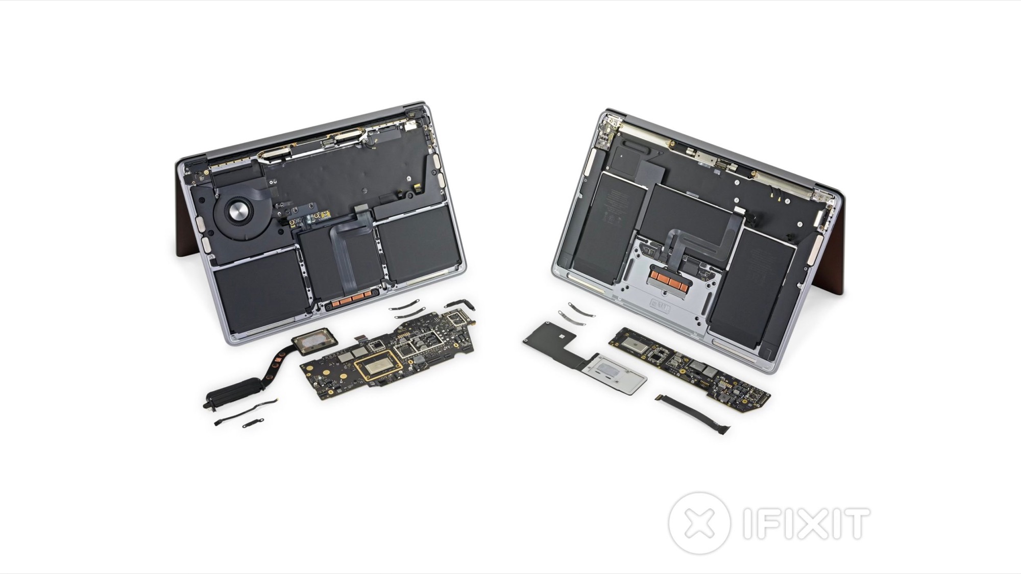 Zdjęcie okładkowe wpisu iFixit rozebrało nowego MacBooka Air i MacBooka Pro
