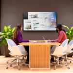 Zdjęcie okładkowe wpisu: Profesjonalne monitory Sony Bravia – dlaczego w biznesie warto wybrać dedykowane wyświetlacze?