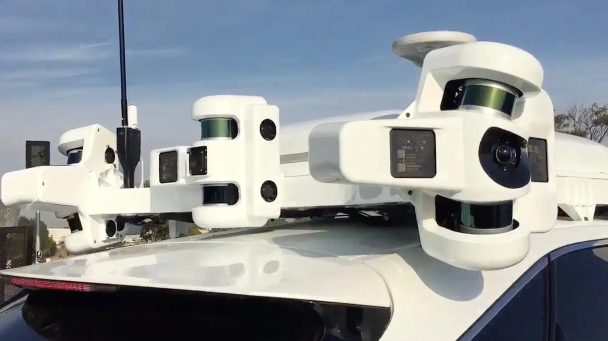 Zdjęcie okładkowe wpisu Apple podwoił liczbę kilometrów przejechanych autonomicznym pojazdem testowym