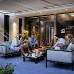 Zdjęcie okładkowe wpisu: Inteligentny wypoczynek na tarasie – markizy w wersji smart