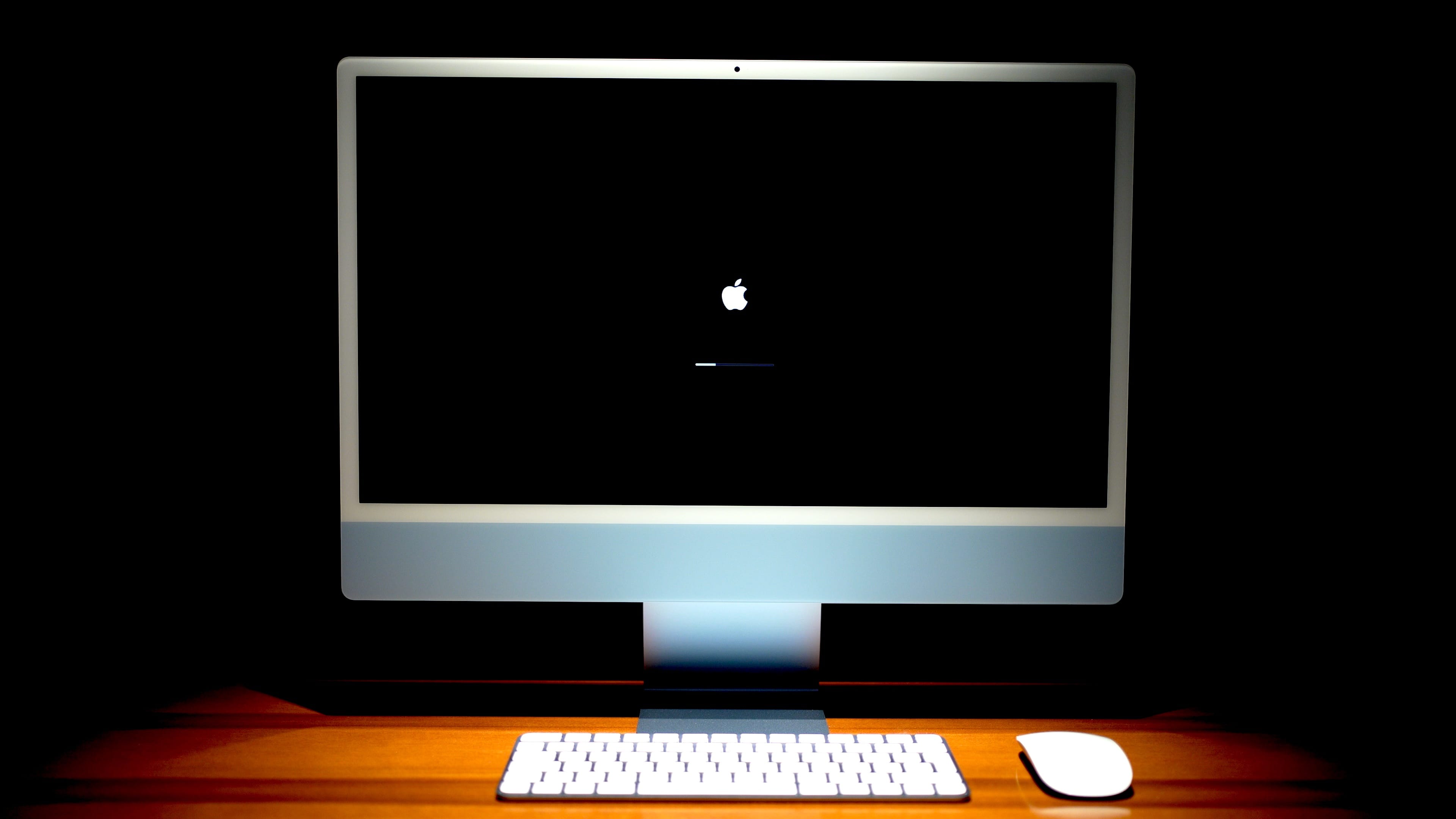 Zdjęcie okładkowe wpisu Jony Ive był zaangażowany w projekt nowych iMaców