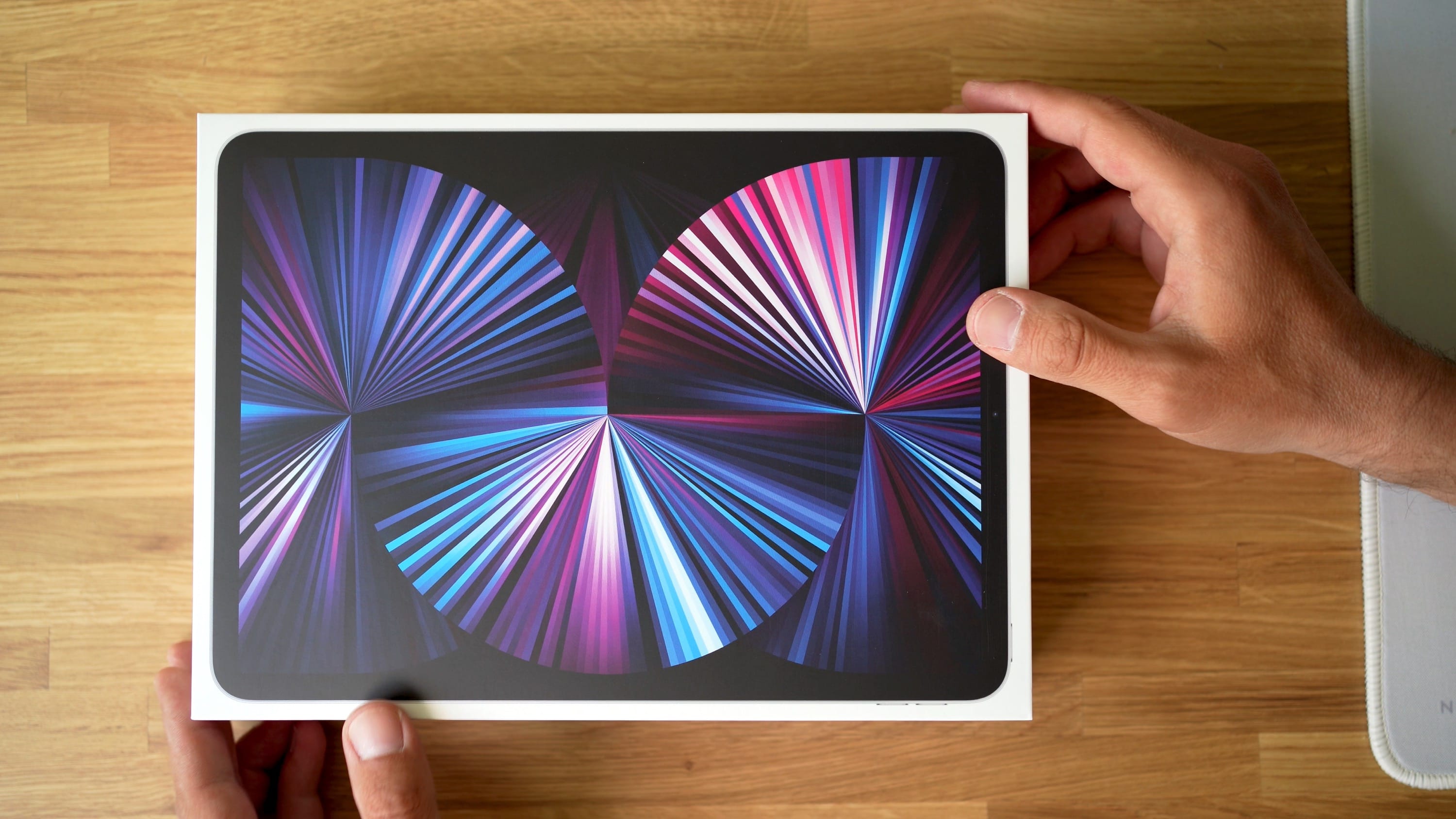 Zdjęcie okładkowe wpisu iPad Pro 12,9 cala z wyświetlaczem Mini-LED ma zostać wycofany