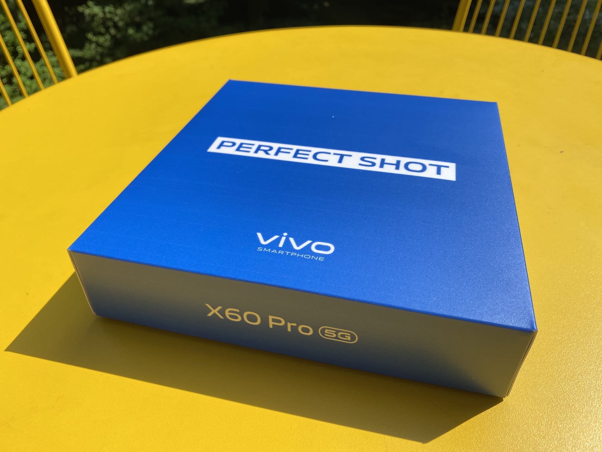 Zdjęcie okładkowe wpisu vivo X60 Pro 5G – wyjmujemy z pudełka