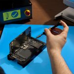 Zdjęcie okładkowe wpisu: Apple uruchomiło program samodzielnej naprawy iPhone’ów