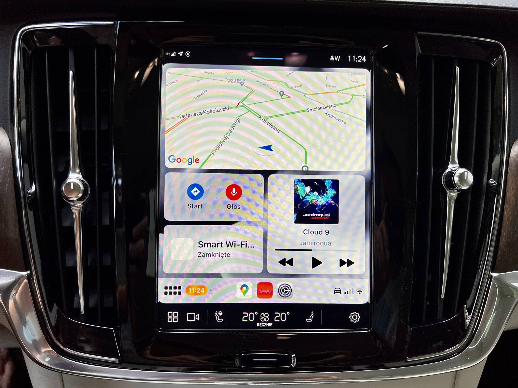 Zdjęcie okładkowe wpisu Chcesz Apple CarPlay w nowych Volvo? Zaktualizuj system