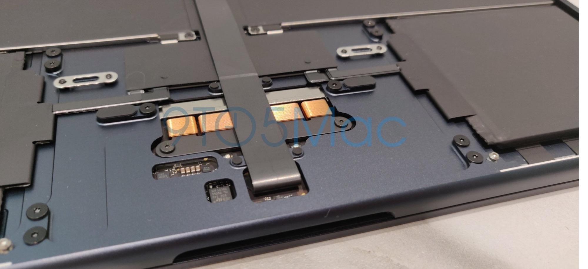 Zdjęcie okładkowe wpisu Konstrukcja MacBooka Air M2 kryje sporo nowości
