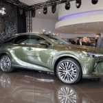 Zdjęcie okładkowe wpisu: Widzieliśmy nowego Lexusa RX – czego można się spodziewać?