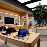Zdjęcie okładkowe wpisu: Otwarcia Lantre Showroom – resellera Apple – w sobotę 3 września z MacBookami Air M1 od 4999 PLN obok innych promocji
