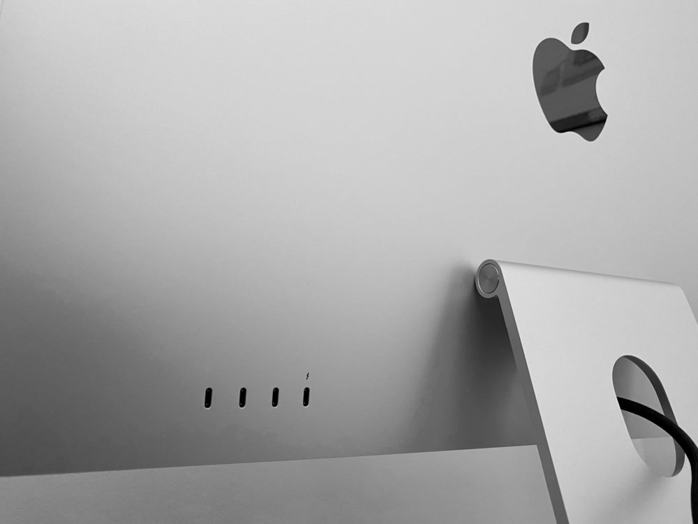 Zdjęcie okładkowe do wpis Apple może wprowadzić długo oczekiwaną funkcję w Studio Display