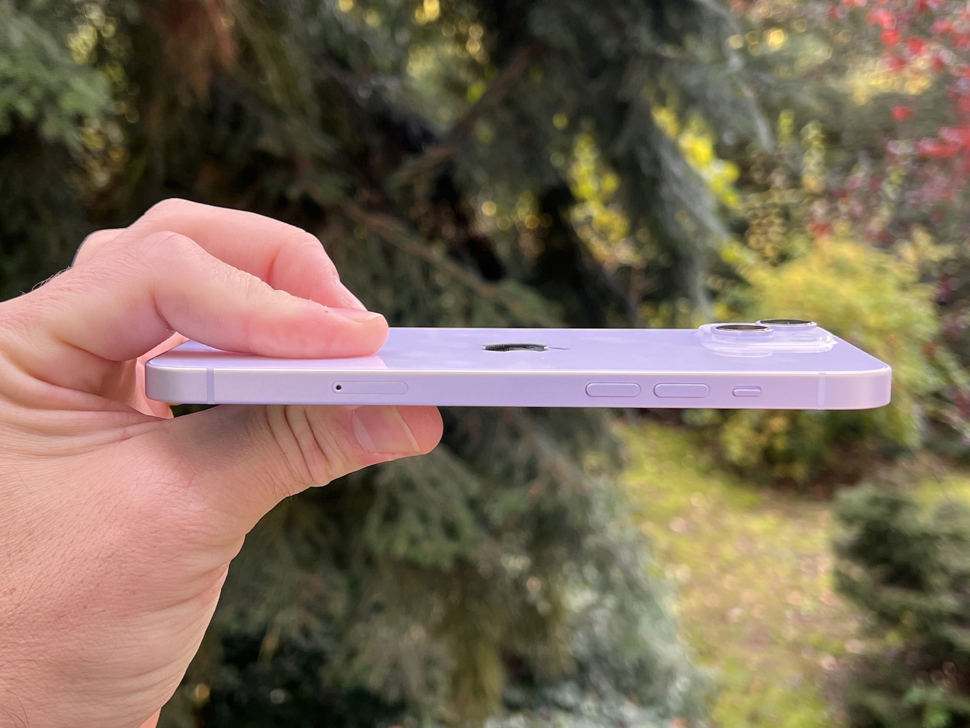 Zdjęcie okładkowe wpisu Nowy iPhone SE: Action Button, port USB-C, Face ID i wiele więcej?