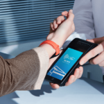 Zdjęcie okładkowe wpisu: Xiaomi MiBand 6 z NFC – płatności, po prostu