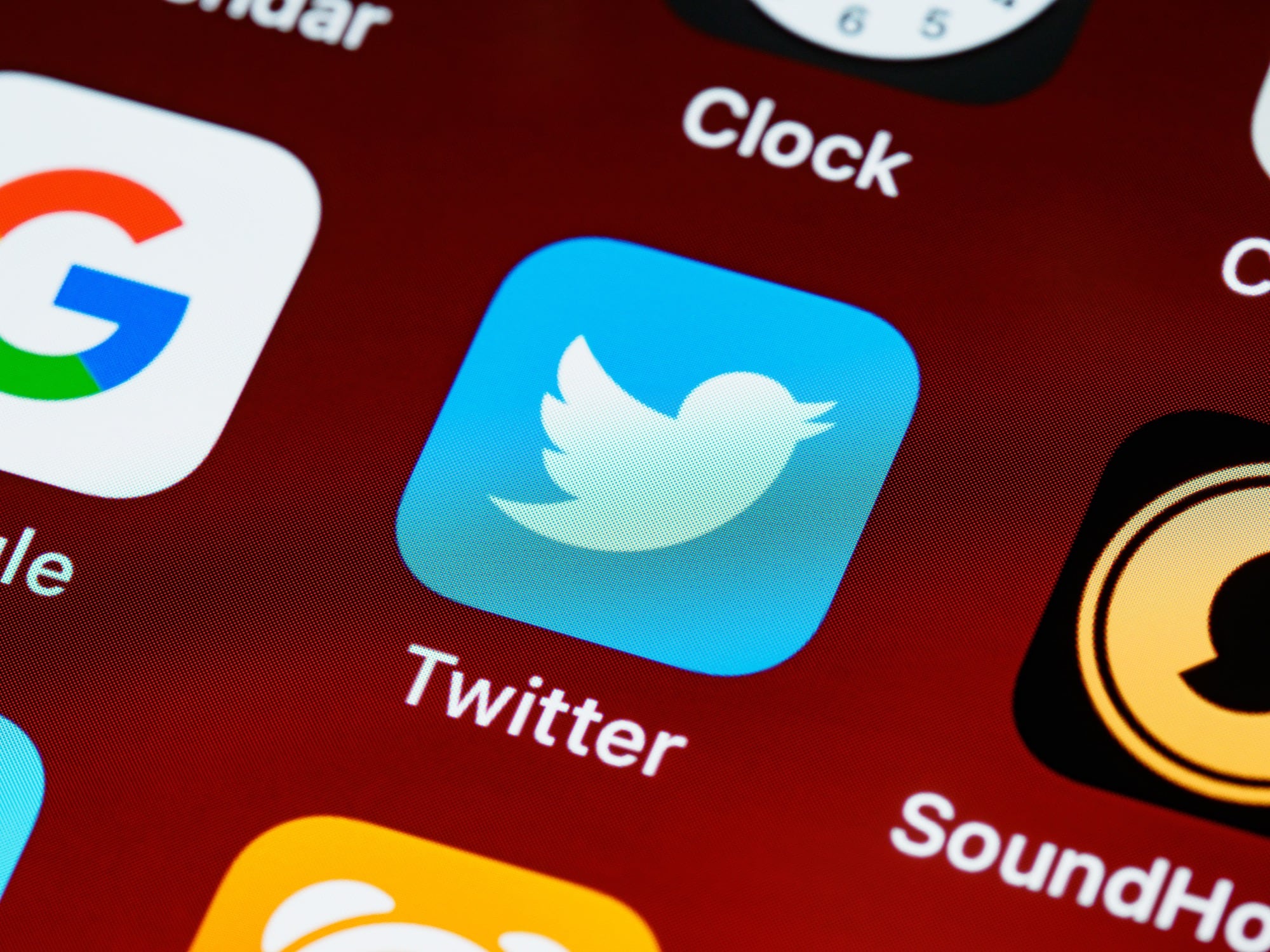Zdjęcie okładkowe wpisu Oficjalnie: Twitter blokuje wszystkie aplikacje third-party