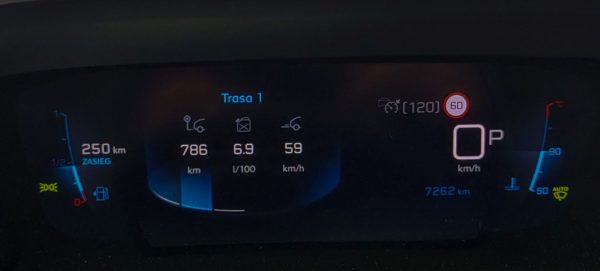 Peugeot 2008 GT (fot. Dariusz Hałas / iMagazine.pl)