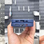 Zdjęcie okładkowe wpisu: Delikatne zmiany rozmieszczenia przycisków w iPhone’ach 15