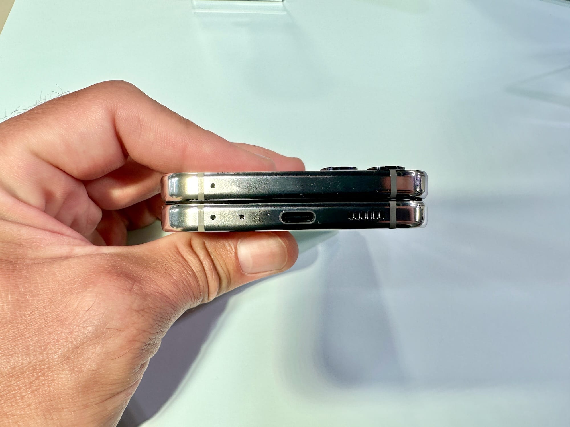 Zdjęcie okładkowe wpisu Samsung Display przygotowuje produkcję składanych paneli dla Apple