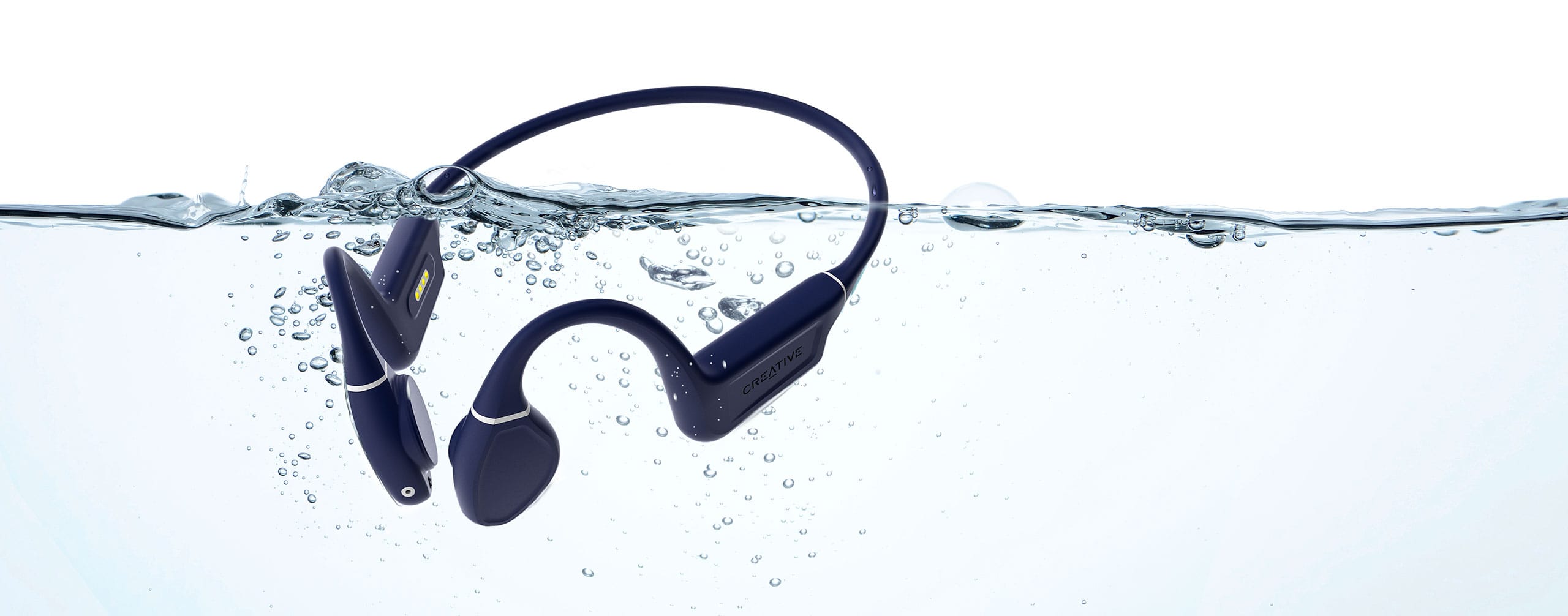 Zdjęcie okładkowe wpisu Creative Outlier Free Pro – idealny dowód na to, że słuchawki nadają się do wody