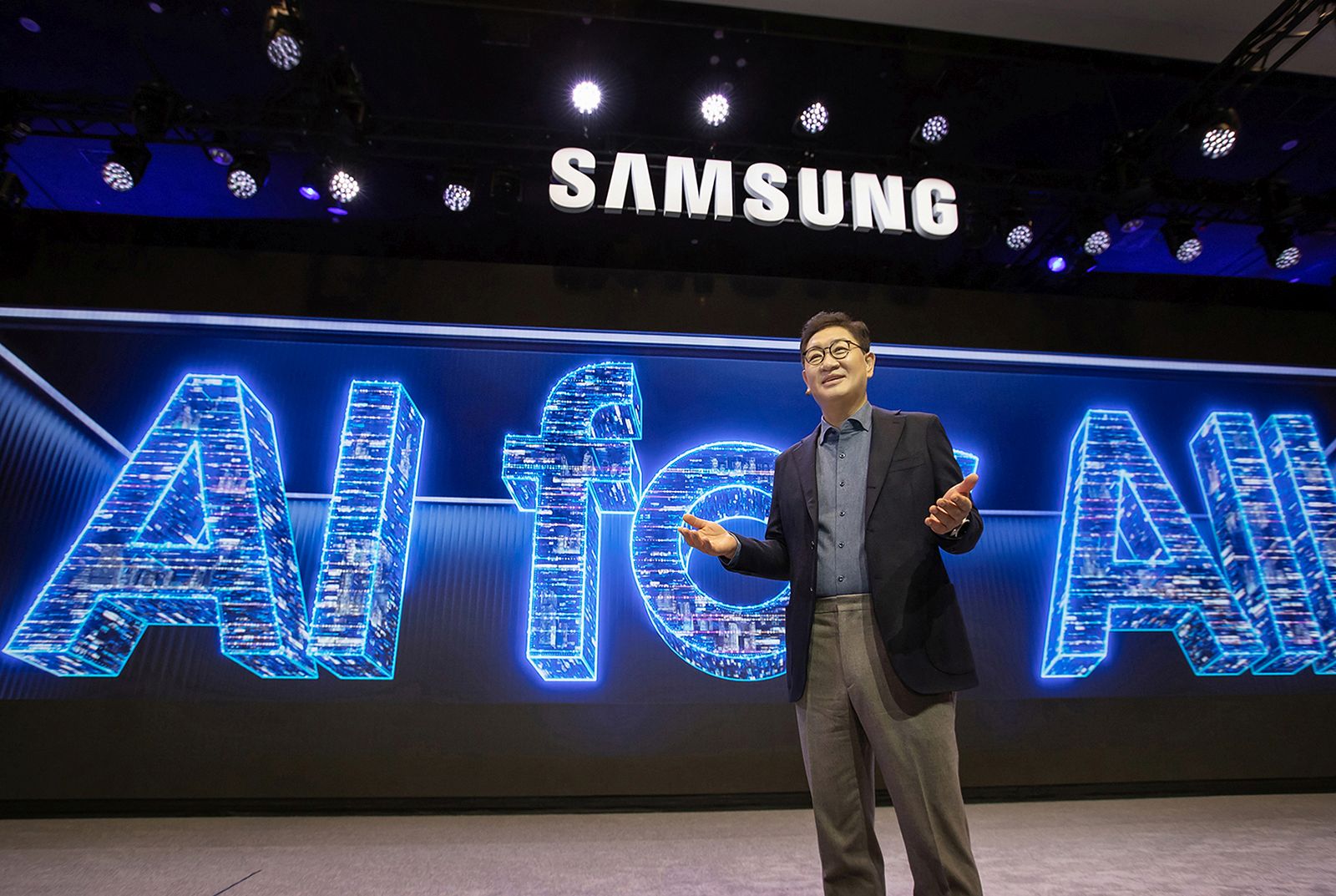 Zdjęcie okładkowe wpisu CES 2024 – wizja Samsunga: „AI dla każdego”