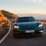 Zdjęcie okładkowe wpisu: Nowy Porsche Taycan – blisko 1000 koni, do 584 km rzeczywistego zasięgu i 2,4 s do 100 km/h [galeria]