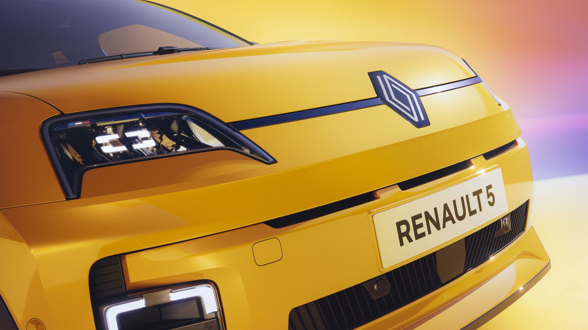 Zdjęcie okładkowe wpisu Światowy debiut Renault 5 E-Tech Electric – czy ten retrofuturyzm i granie na nostalgiach napędzą elektromobilność?