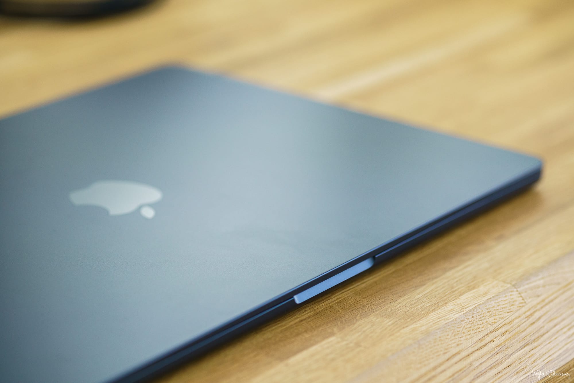 Zdjęcie okładkowe wpisu iFixit rozebrało nowego MacBooka Air