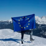 Zdjęcie okładkowe wpisu: Alternatywne sklepy z aplikacjami na iOS 17.4 przestaną działać w podróży poza UE