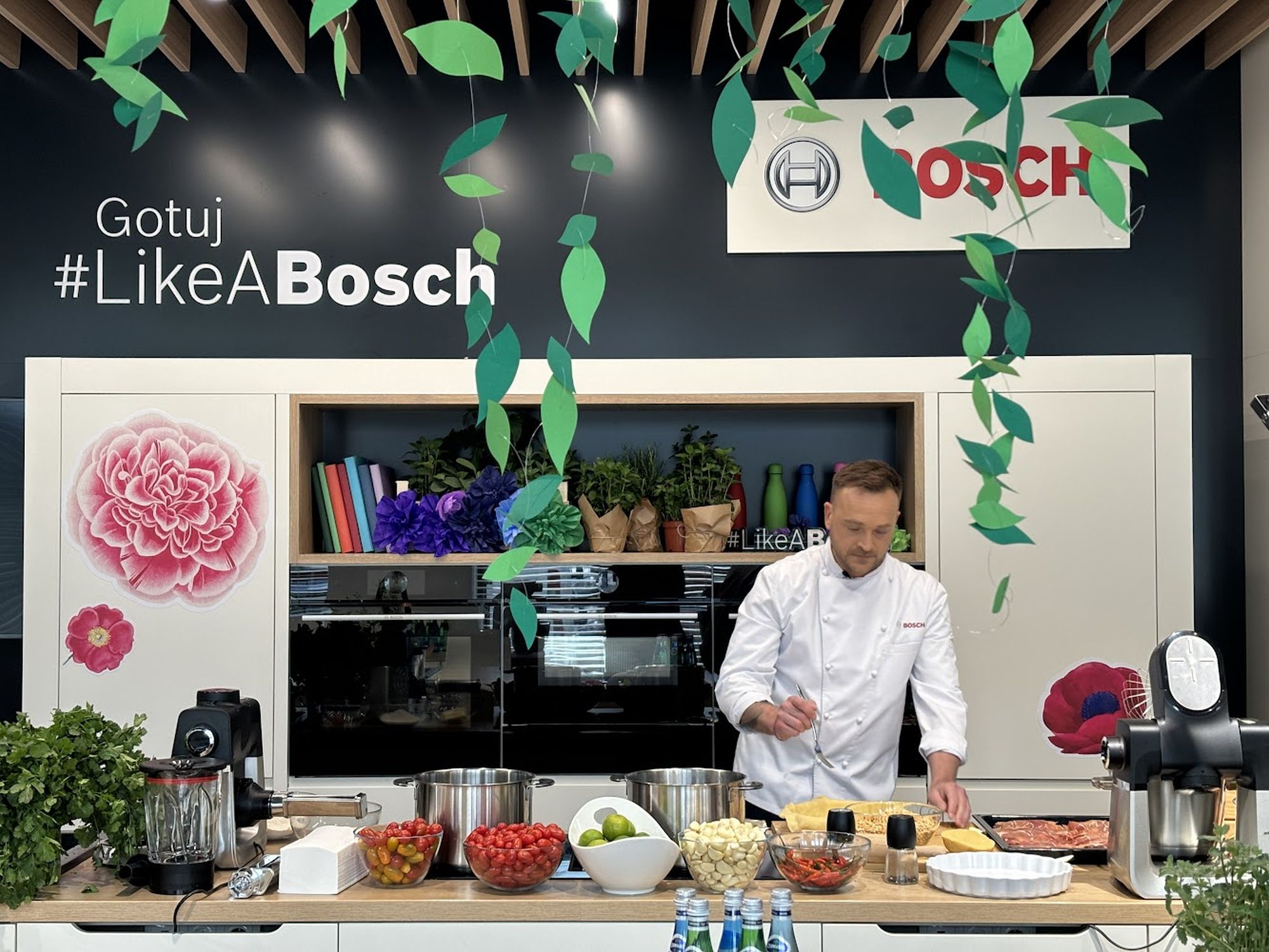 Zdjęcie okładkowe wpisu Gotowaliśmy #LikeABosch z Mateuszem Gesslerem korzystając z nowych urządzeń marki Bosch