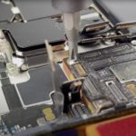 Zdjęcie okładkowe wpisu: Sam rozbudował pamięć w iPhonie 15 Pro