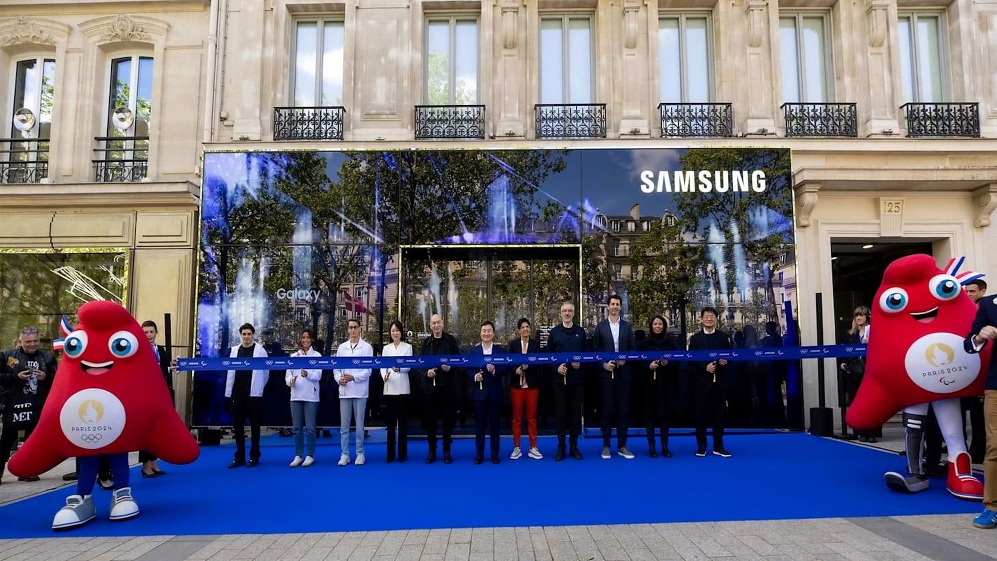 Zdjęcie okładkowe wpisu Samsung z technologiczną wizytówką w Paryżu przygotowaną w oczekiwaniu na Igrzyska