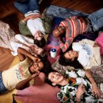 Zdjęcie okładkowe wpisu: Kino pod&nbsp;namiotem bez&nbsp;przedłużacza. Samsung dorzuca powerbank do&nbsp;projektora The Freestyle Gen. 2