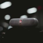 Zdjęcie okładkowe wpisu: Kierowca Daniel Ricciardo widziany z niewydanym głośnik Beats Pill