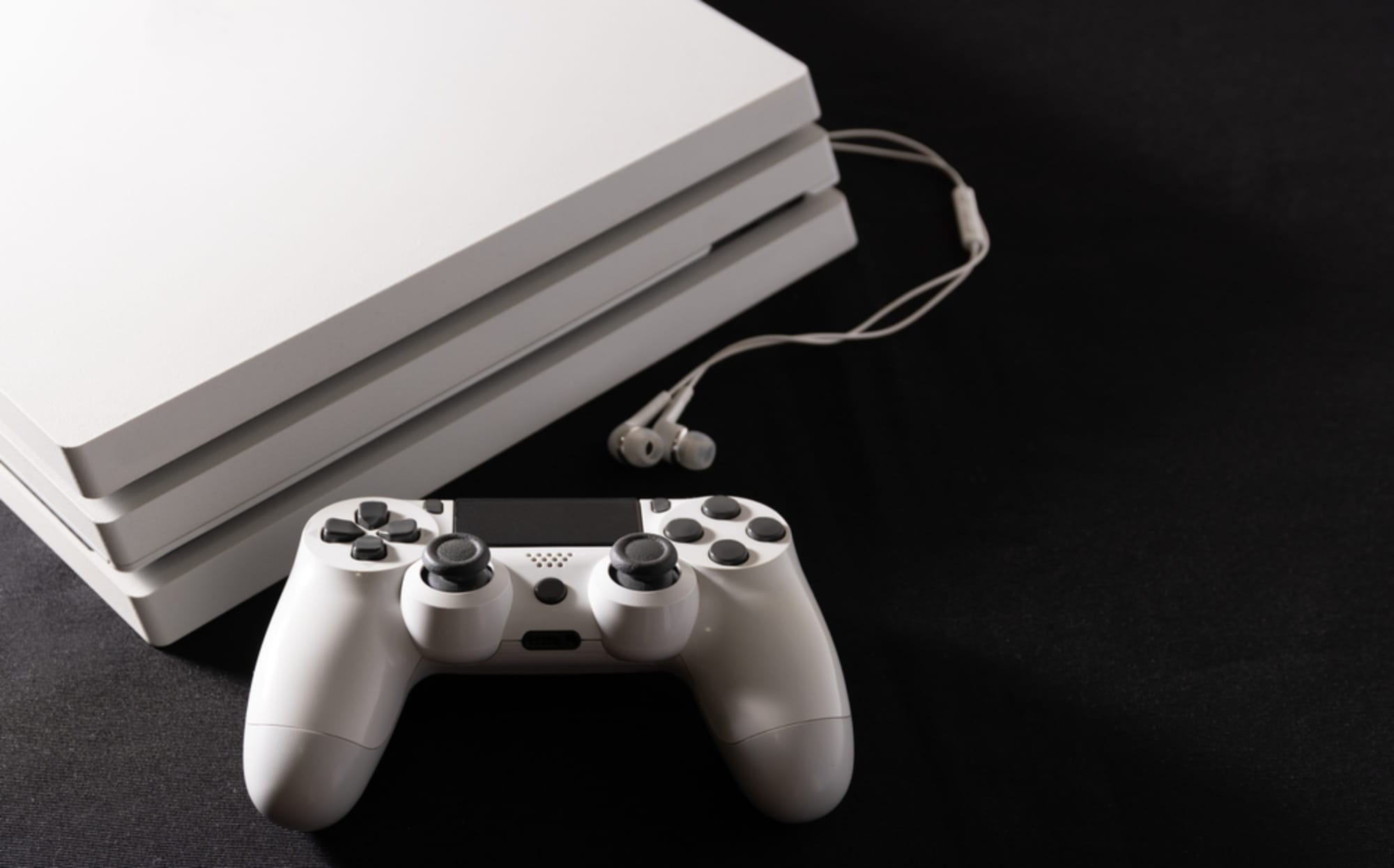 Zdjęcie okładkowe wpisu Którą konsolę PS4 wybrać? Przegląd modeli