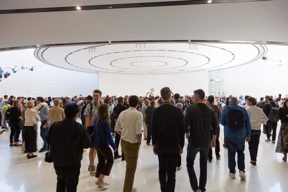 Zdjęcie okładkowe do wpis Apple kupuje kampus w Cupertino za 167 mln USD
