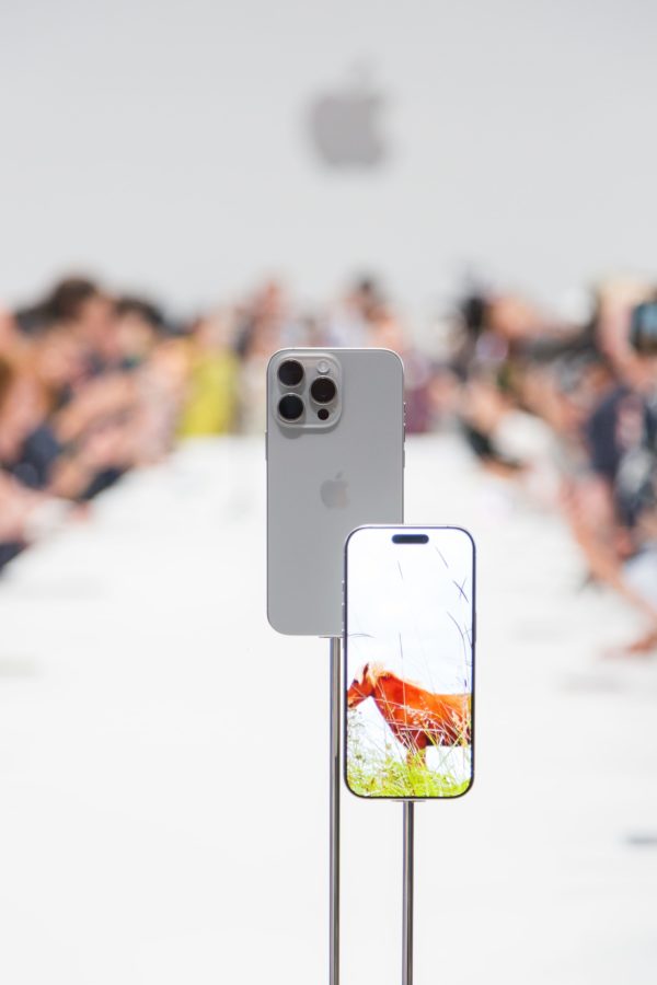 Zdjęcie okładkowe wpisu Apple planuje podwyżkę cen iPhone 17